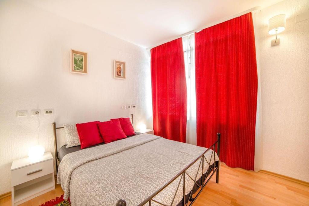 A Window On Apartment Rovinj